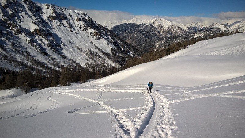 Sophie à la montée sous la Crête