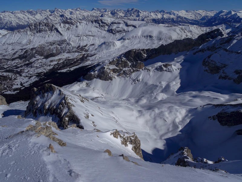 l'entrée du couloir est vitrifiée
