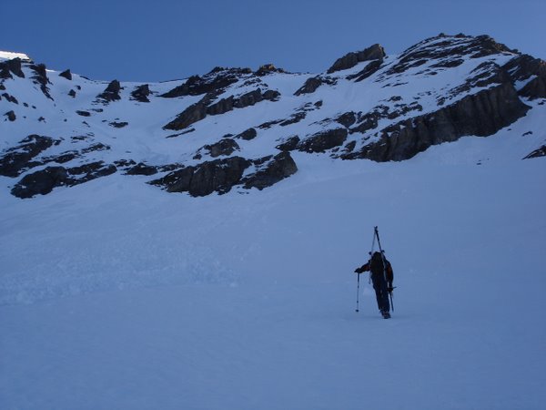 Face S du Balmhorn : Vincent dans le bas de la face S