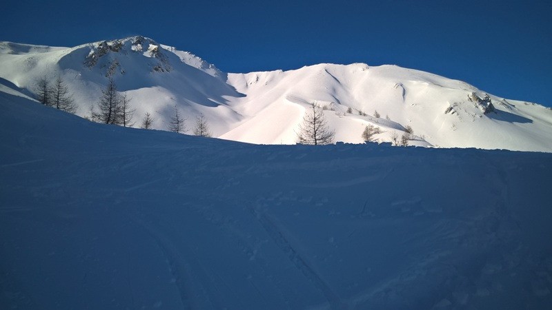 Crêtes de la Cucumelle toutes ensoleillées - un peu plaquées