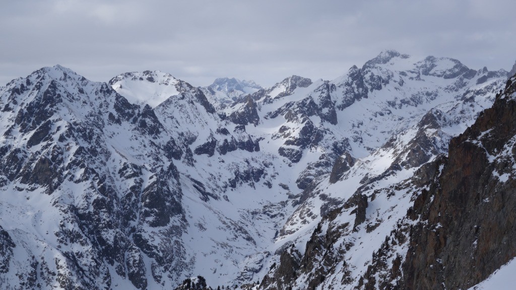 Panorama Mont Néglier, Ponset, Mont Colomb, Argentera et Gélas