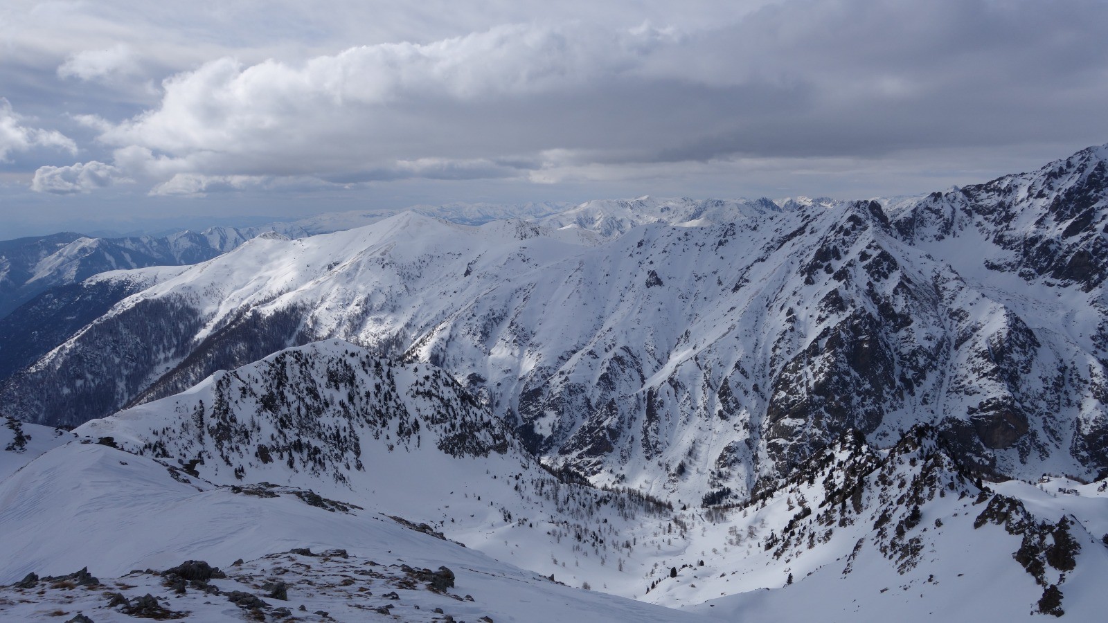De la Cime de Mont Joia à la Cime de Paranova