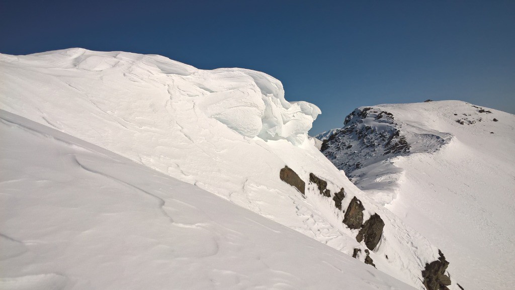 Samedi : 2nd sommet, sacrée corniche ! 