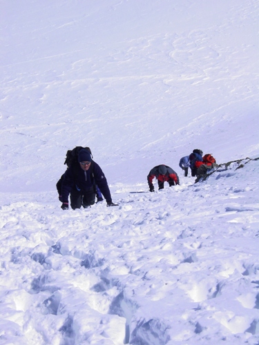 #2 arrivée au sommet des Rouies : la partie de 4 pattes qui permet d arrivée au sommet des Rouies : la partie de 4 pattes qui permet d'accéder au sommet