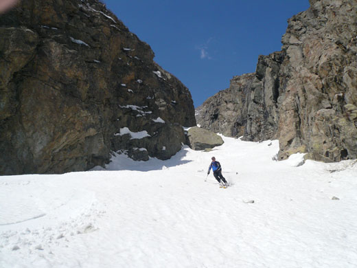 Cros d'Aréna : Petit canyon ludique, mais peu skiable dans les conditions nivo du jour
