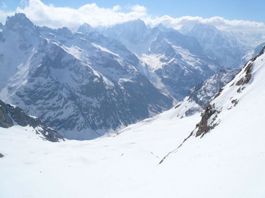 Vallon du plaret : Une pente régulière et skiante, dans un cadre somptueux