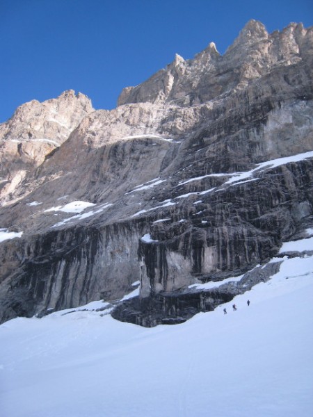 Face sud de la Meije : un gros morceau de caillou