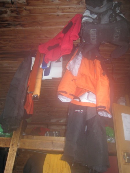 Séchage : Refuge de l'Aigle. Poële en panne, ça caille.