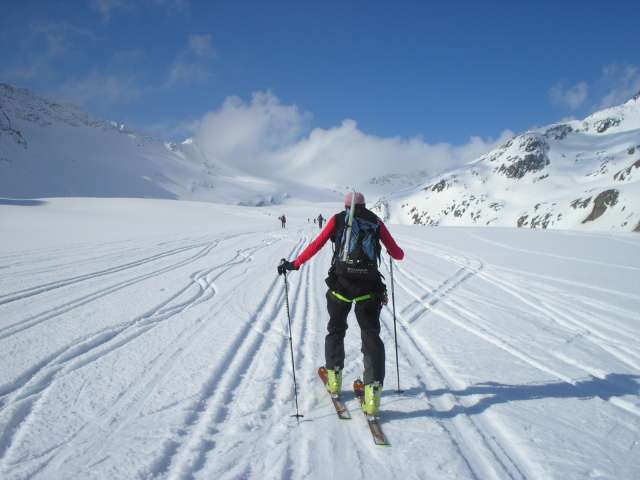 #9 Le long glacier du Weisskugel : Non, non, c Le long glacier du Weisskugel : Non, non, c'est pas les pistes de fond de la Féclaz
