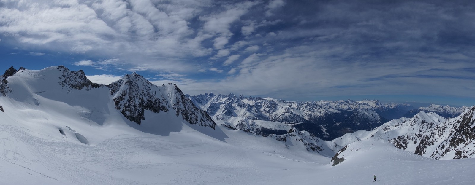 Pano du Ritord au Massif du Mt Blanc