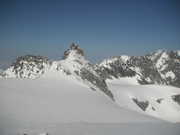 Aiguille de Polset : L'aiguille de Polset depuis le Dôme de Polset
