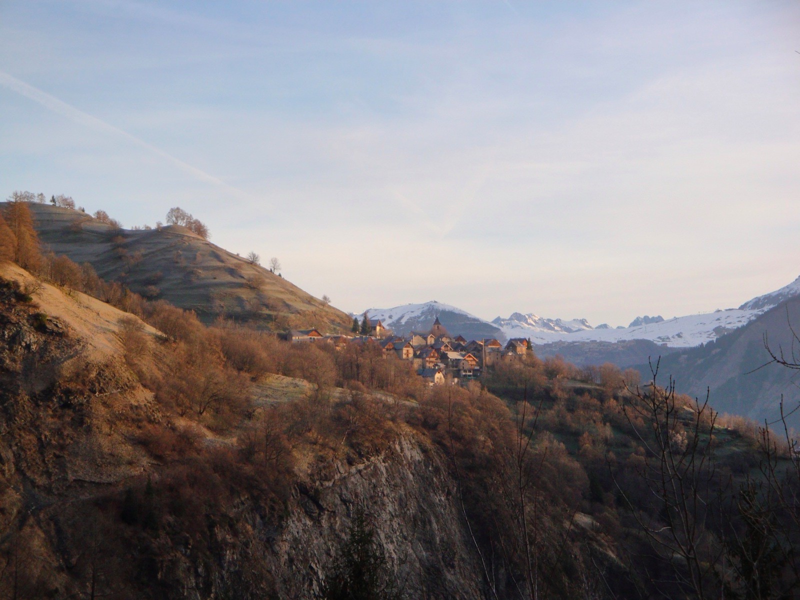 Villard Notre Dame, villarge perché sur les contreforts des Ecrins