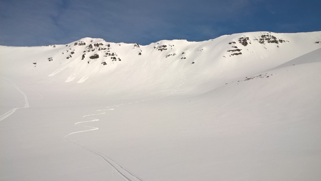 Descente en face SW