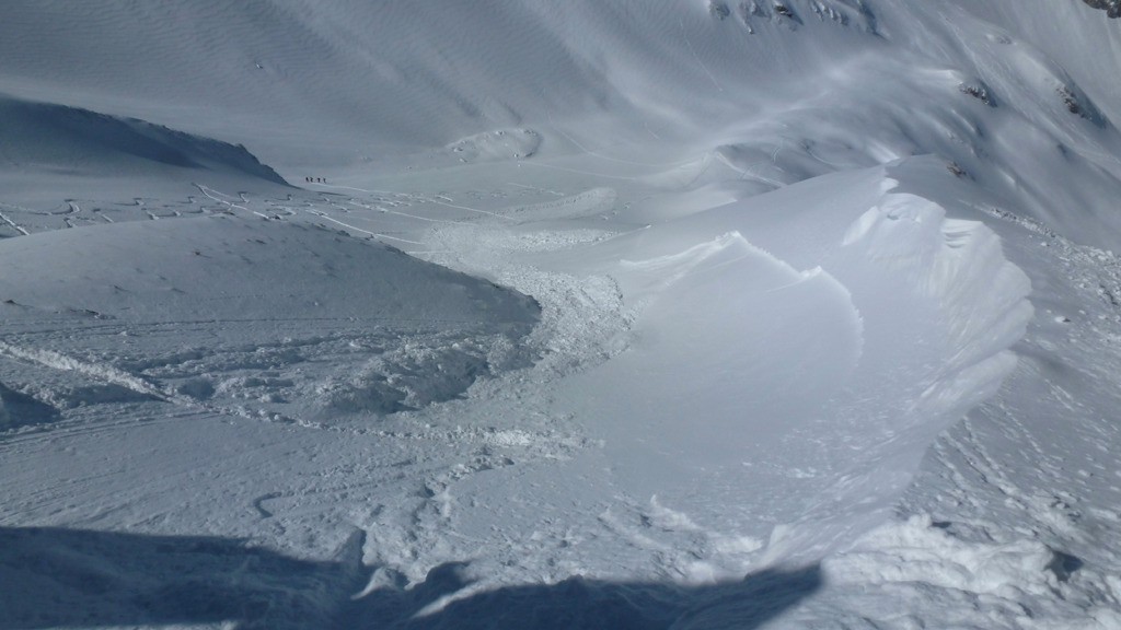 coulée déclenchée par un skieur sous le Trou de la Mouche