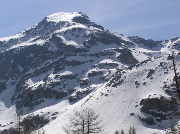 Tête du Pelvas vue à la montée : ça passe où ???