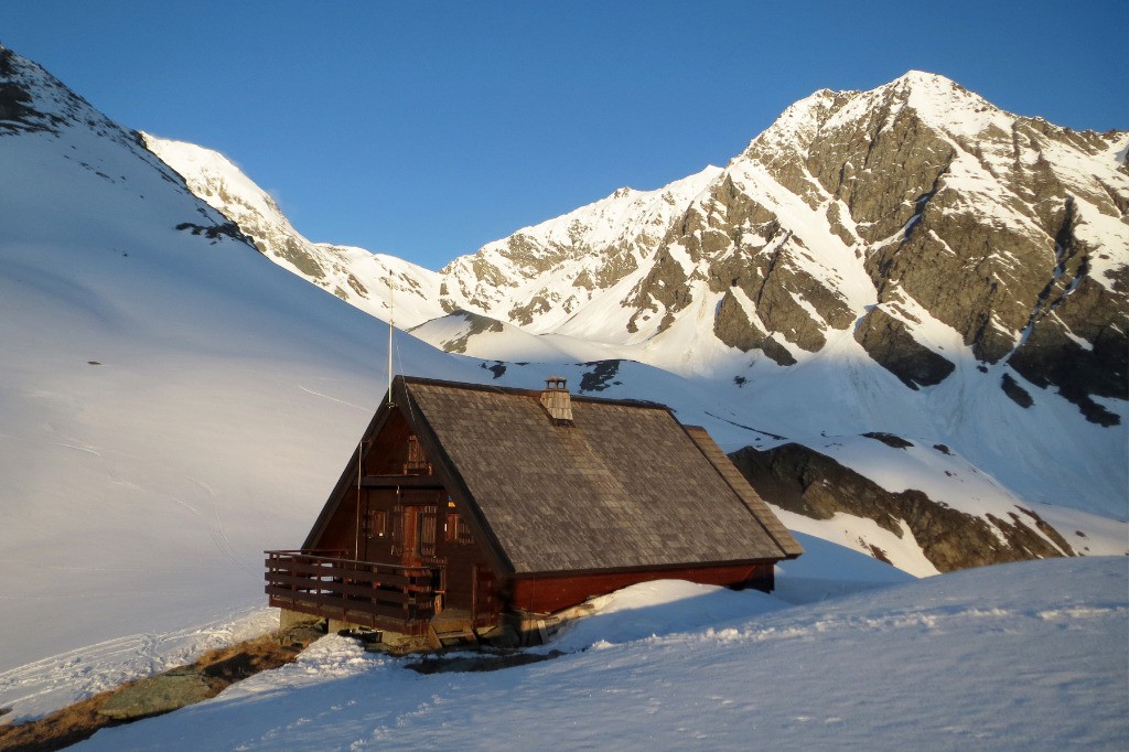 Le refuge de Turia au petit matin