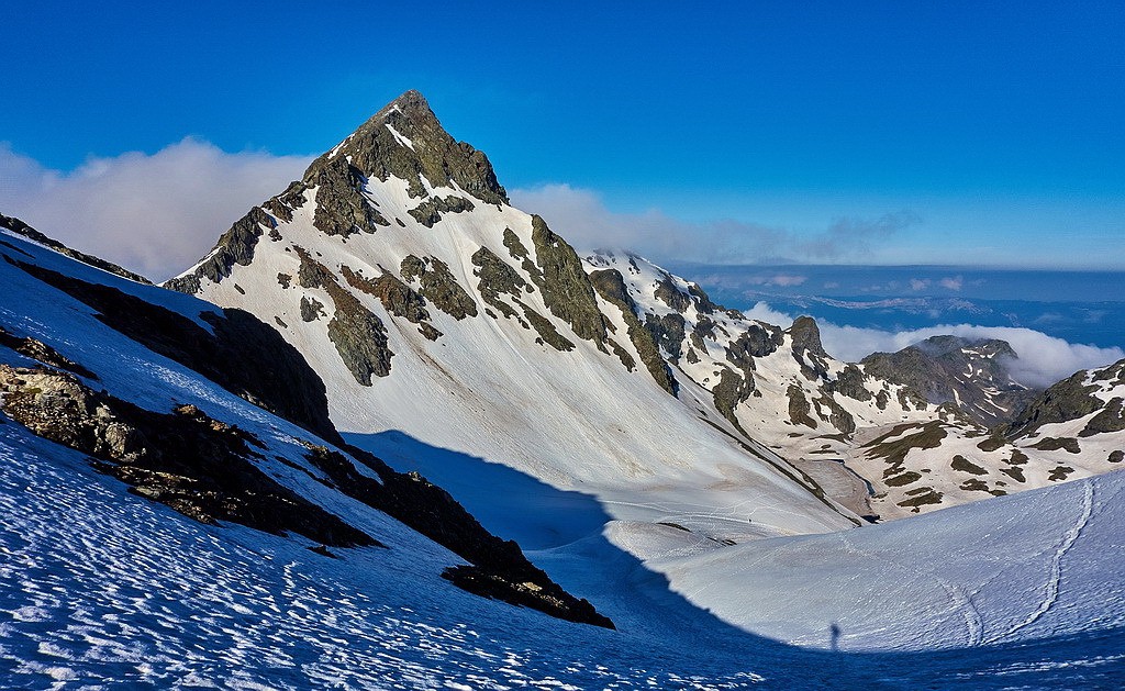 Sur fond de Couloir N du Pic du Grand Doménon skié la veille...