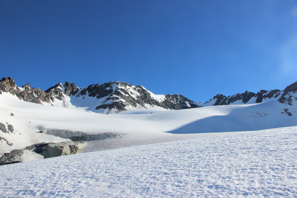 neige dure et bon grip sur le glacier de Chavière