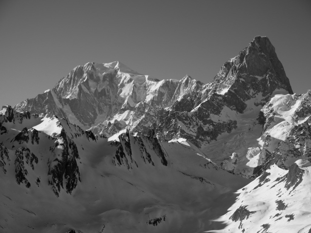 Mont Blanc et arrête des Hirondelles des Grandes Jorasses