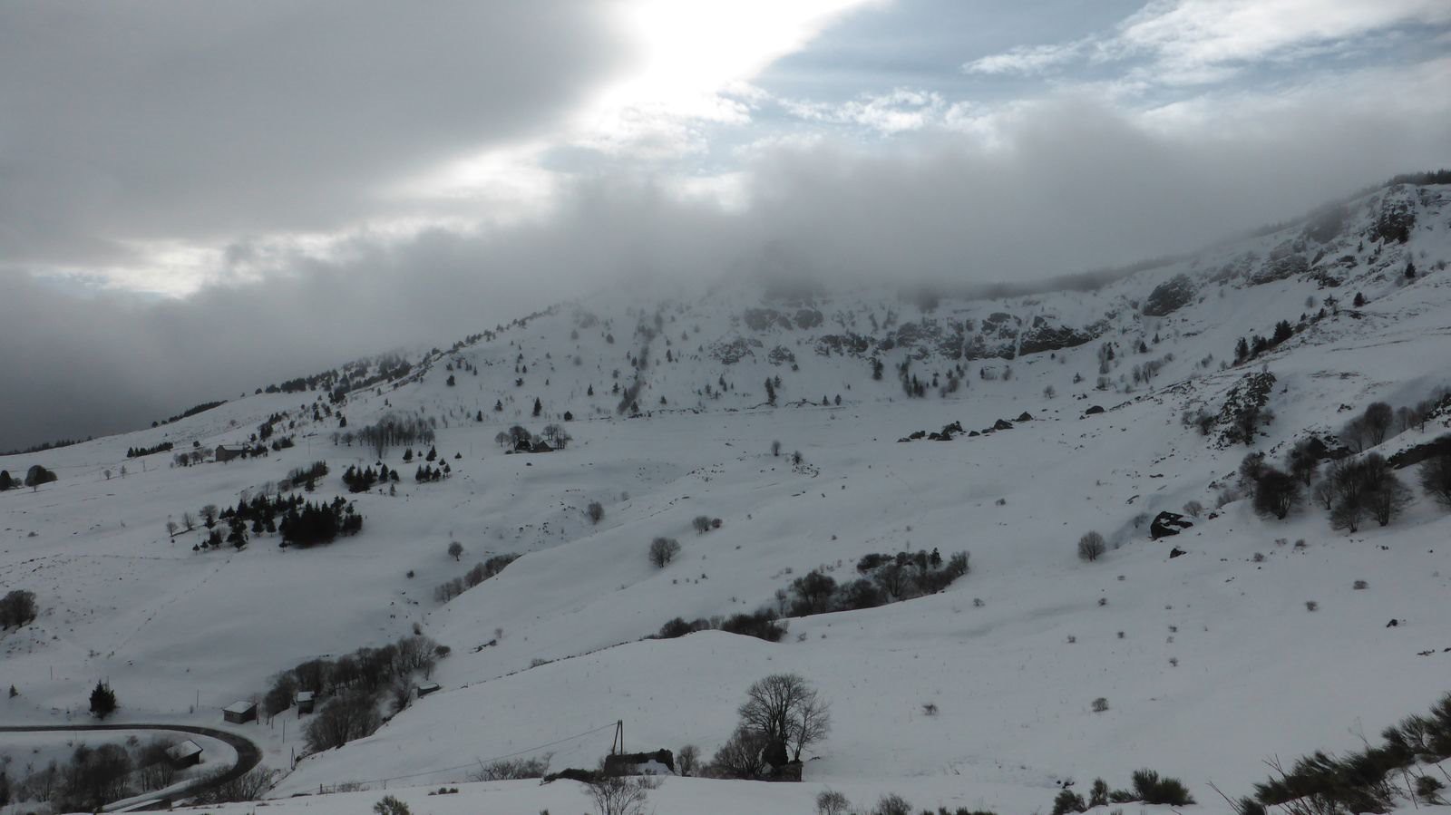 Descente dans le Cirque des Boutières