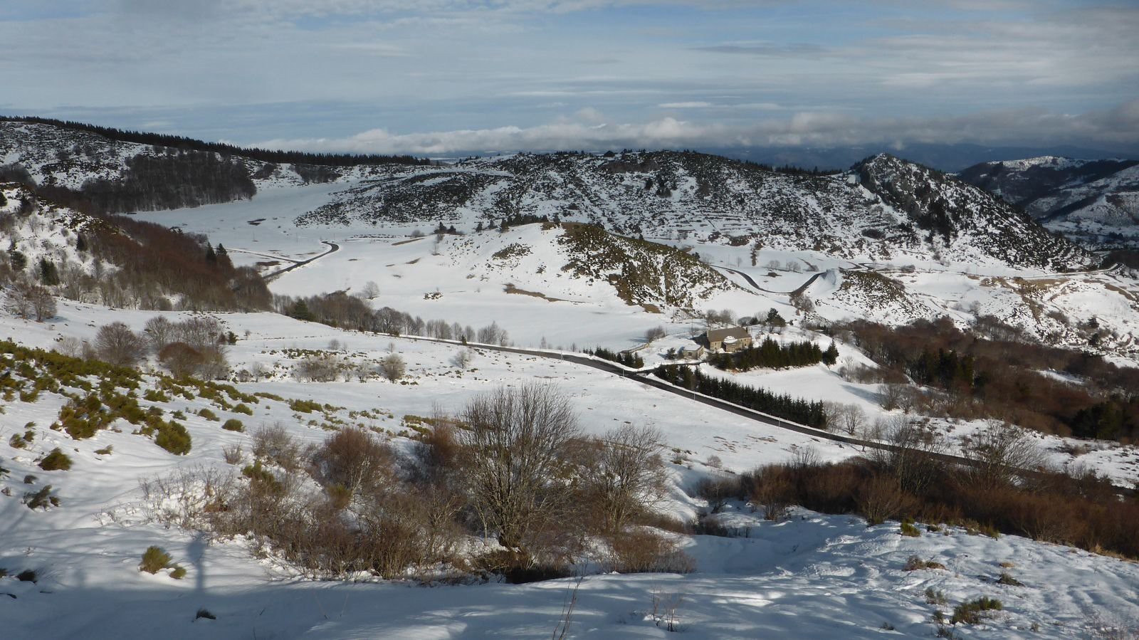 Pente Est en amont de La Chara