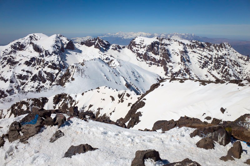De gauche à droite : Ouanoukrim, Akioud, Afella