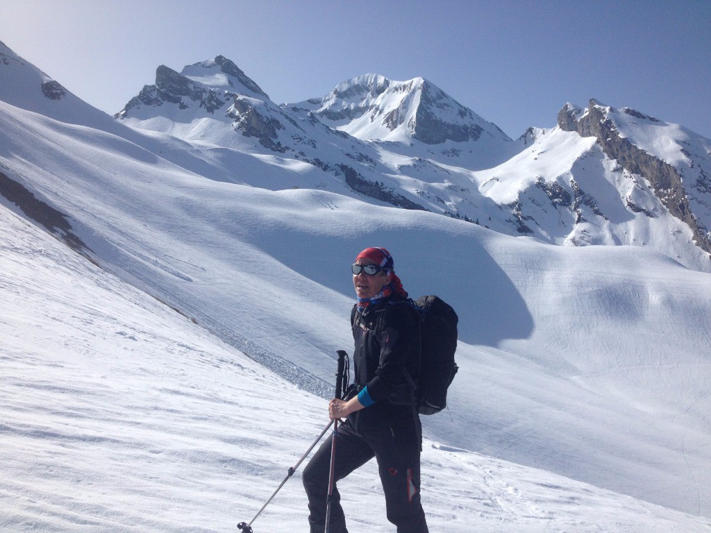 #4 Perrine La Brune sur fond de Charvin Perrine La Brune sur fond de Charvin