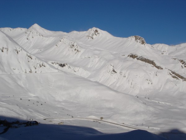 Pic blanc : la course d'hier sur-fréquenté et la neige commence a crouter plein sud