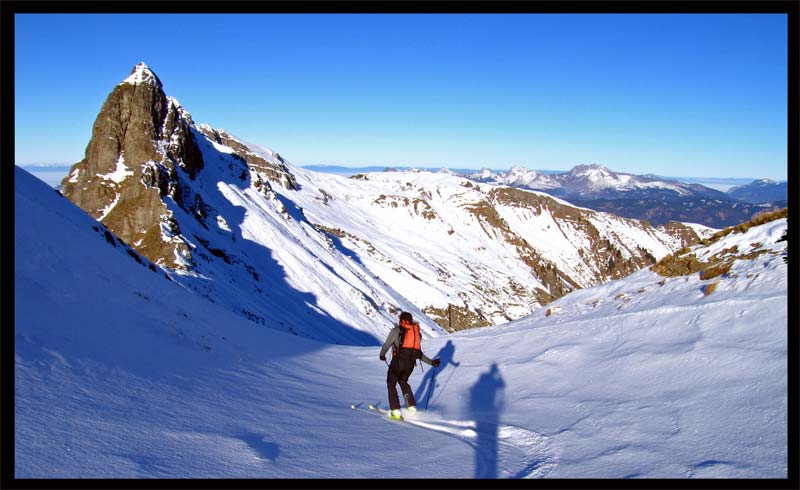 Col de Pelouse : Au col de Pelouse, juste avant de plonger dans la Combe de Gers