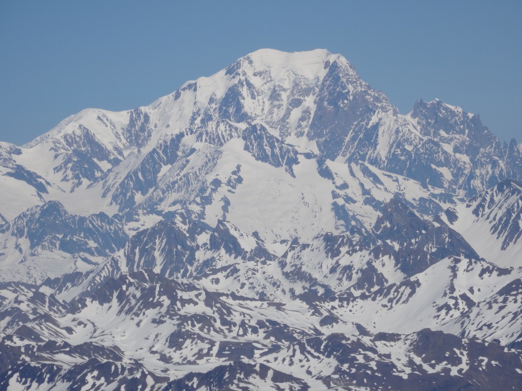 Grand beau et beau panorama depuis le Cheval Noir : du Mont Blanc aux Ecrins...