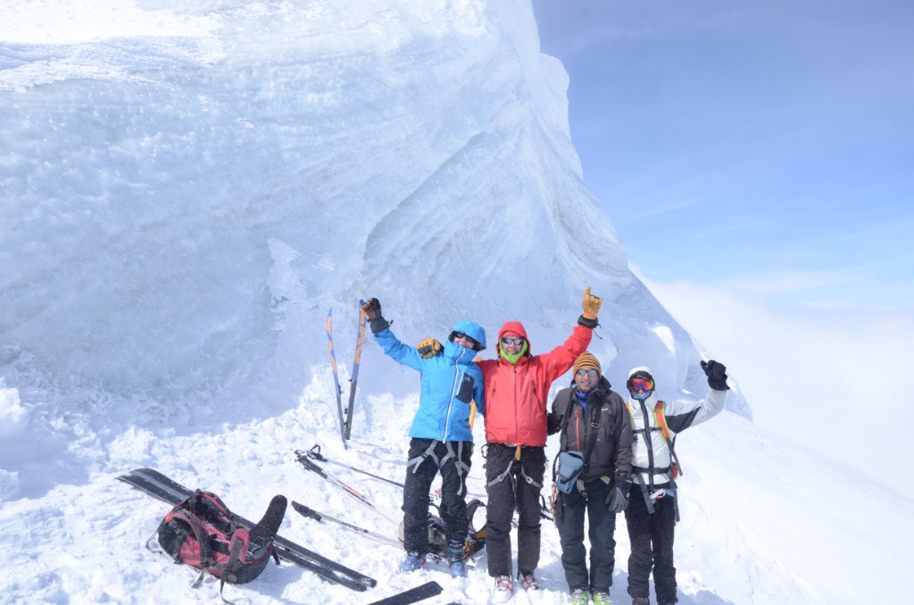 Sous le glaçon sommital