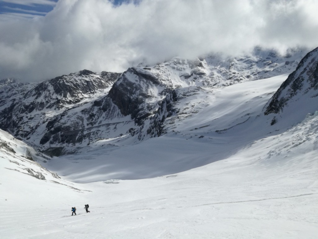 Vue sur Turtmann et le glacier de Brunneg