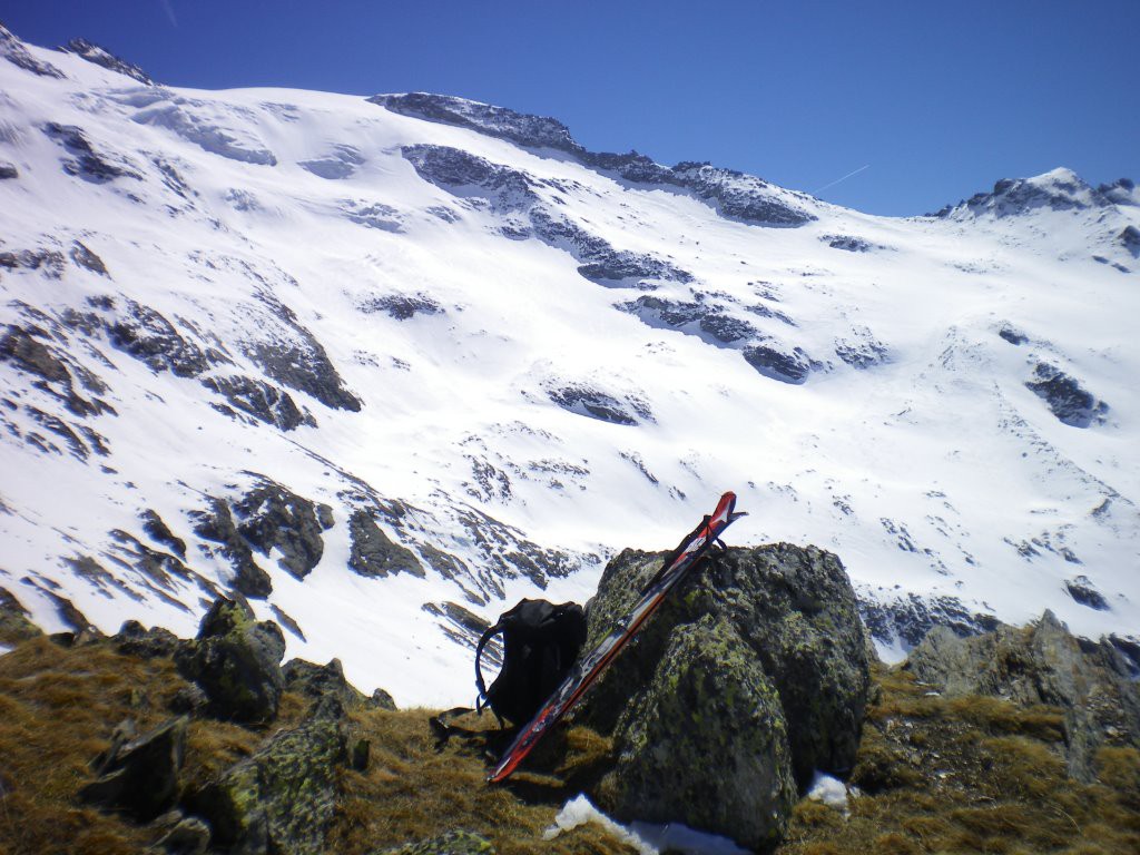 Col du Vallonnet, vue sur la première descente, la crête de l'Argentière et le col du Génépy