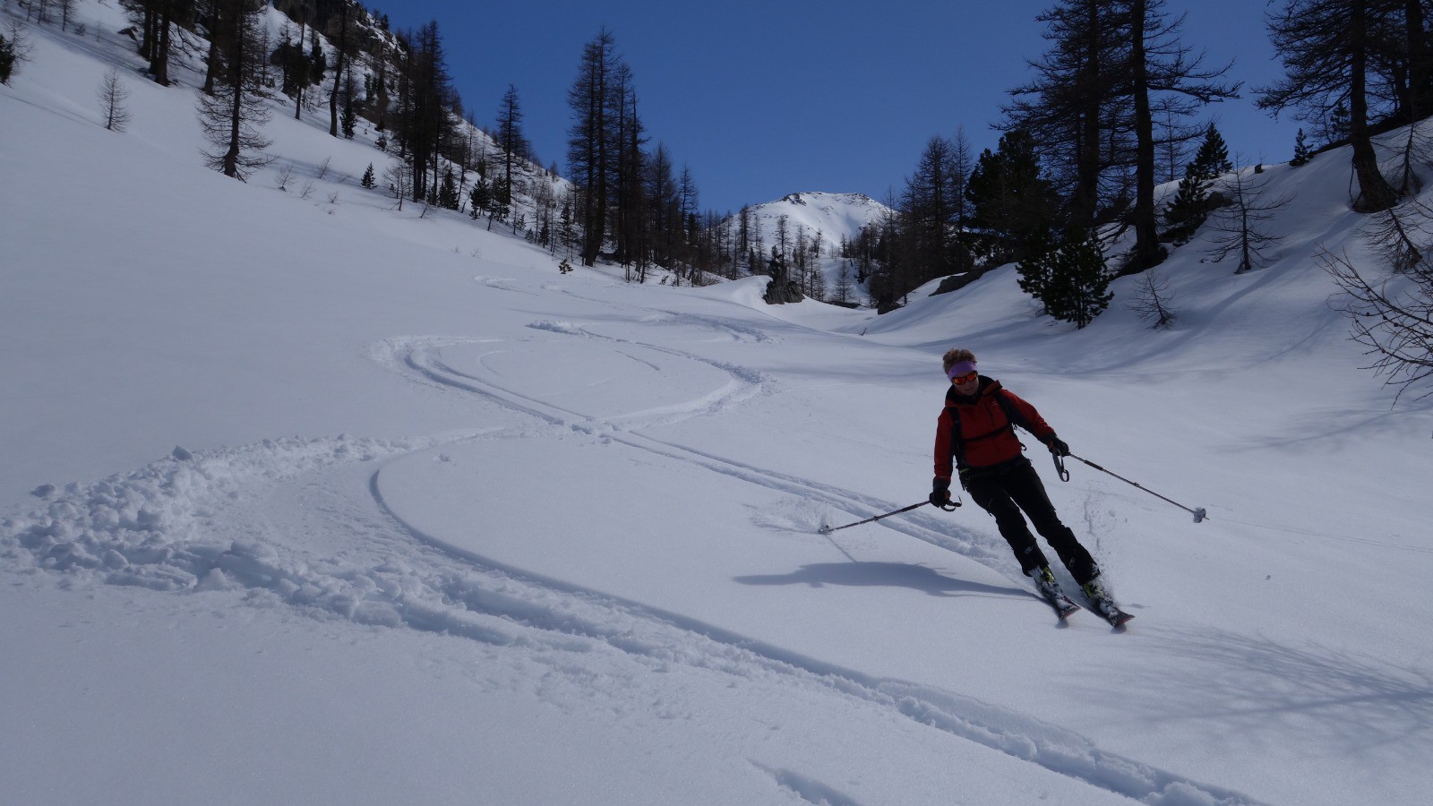 Encore du bon ski sous 2200m