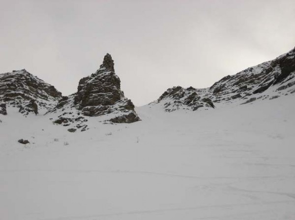 Roches du midi : Je me suis arrêté juste à droite de l' aiguillette, conditions douteuses...