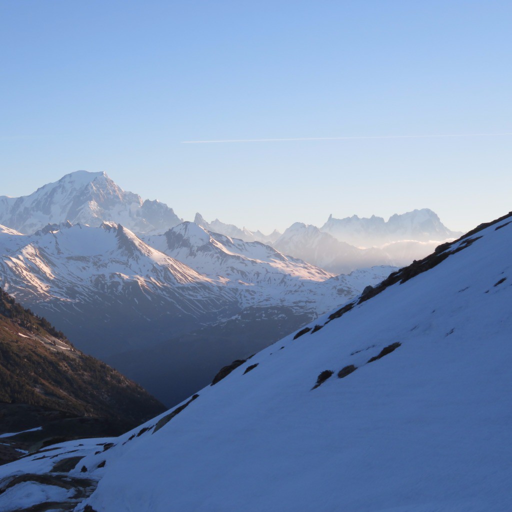 Lever du soleil sur le Mt Blanc
