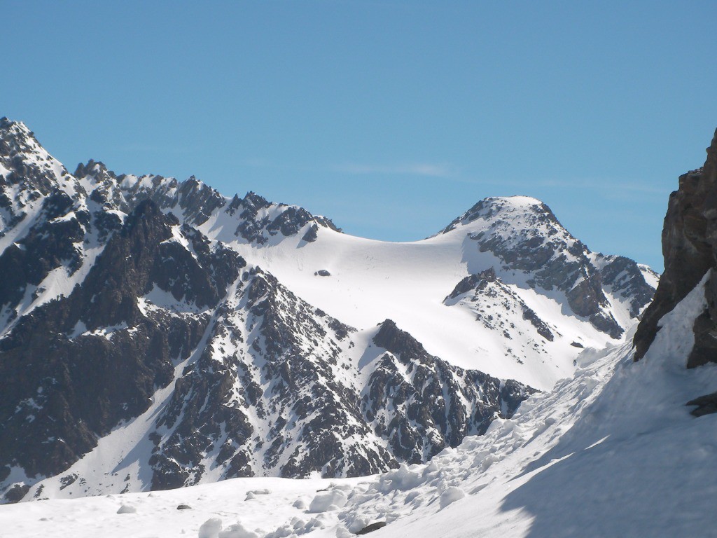 Col de Gebroulaz du second sommet. Il y a affluence