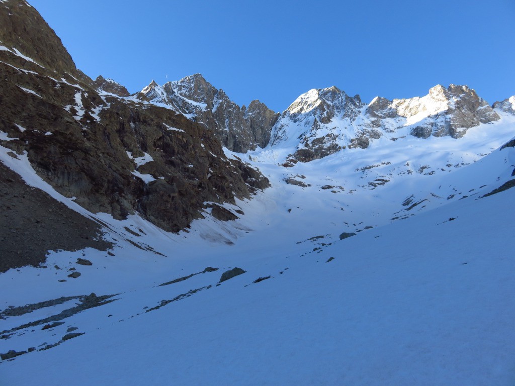 Entrée dans le domaine des neiges