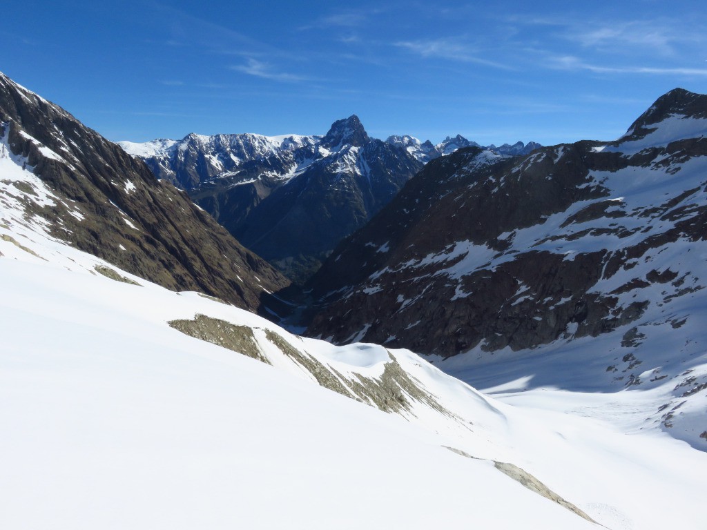 Aiguille du Plat de la Selle et moraine Gravelotte