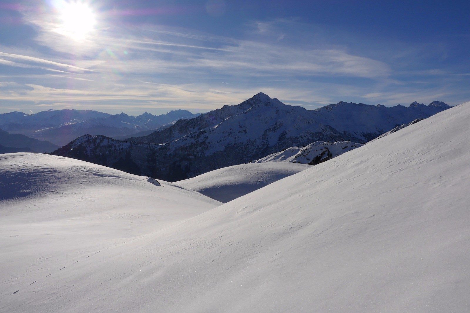 Au dessus de 1900 m, de beaux champs de neige.