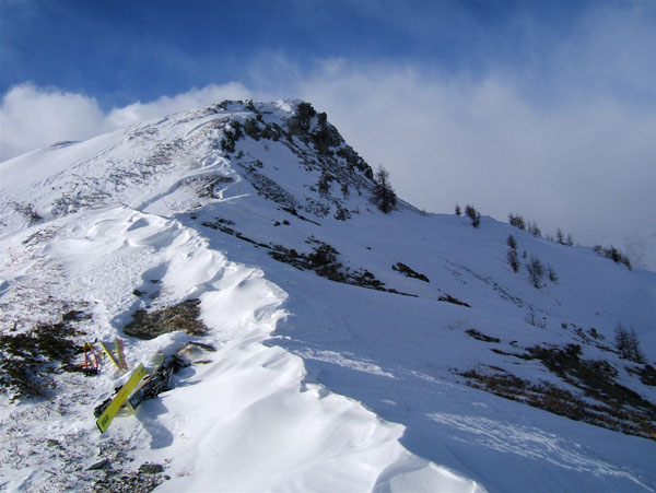 Piutas : Crête menant au sommet, du col de Solegno Blue