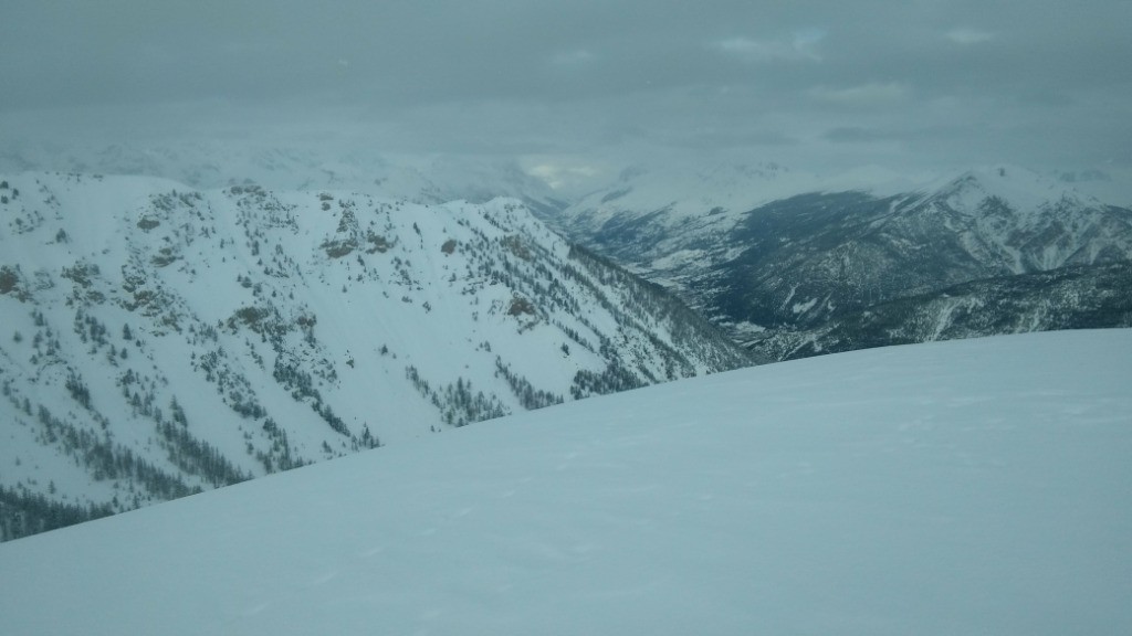 Vendredi 12: tout se bâche.