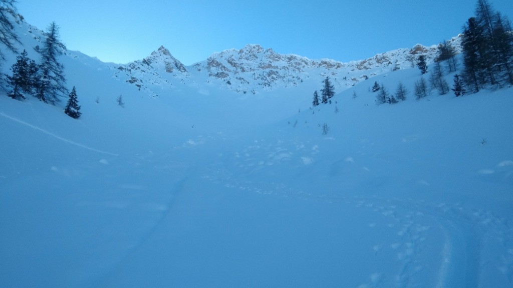 samedi 13 - gros dépôt de la coulée venant des pentes N