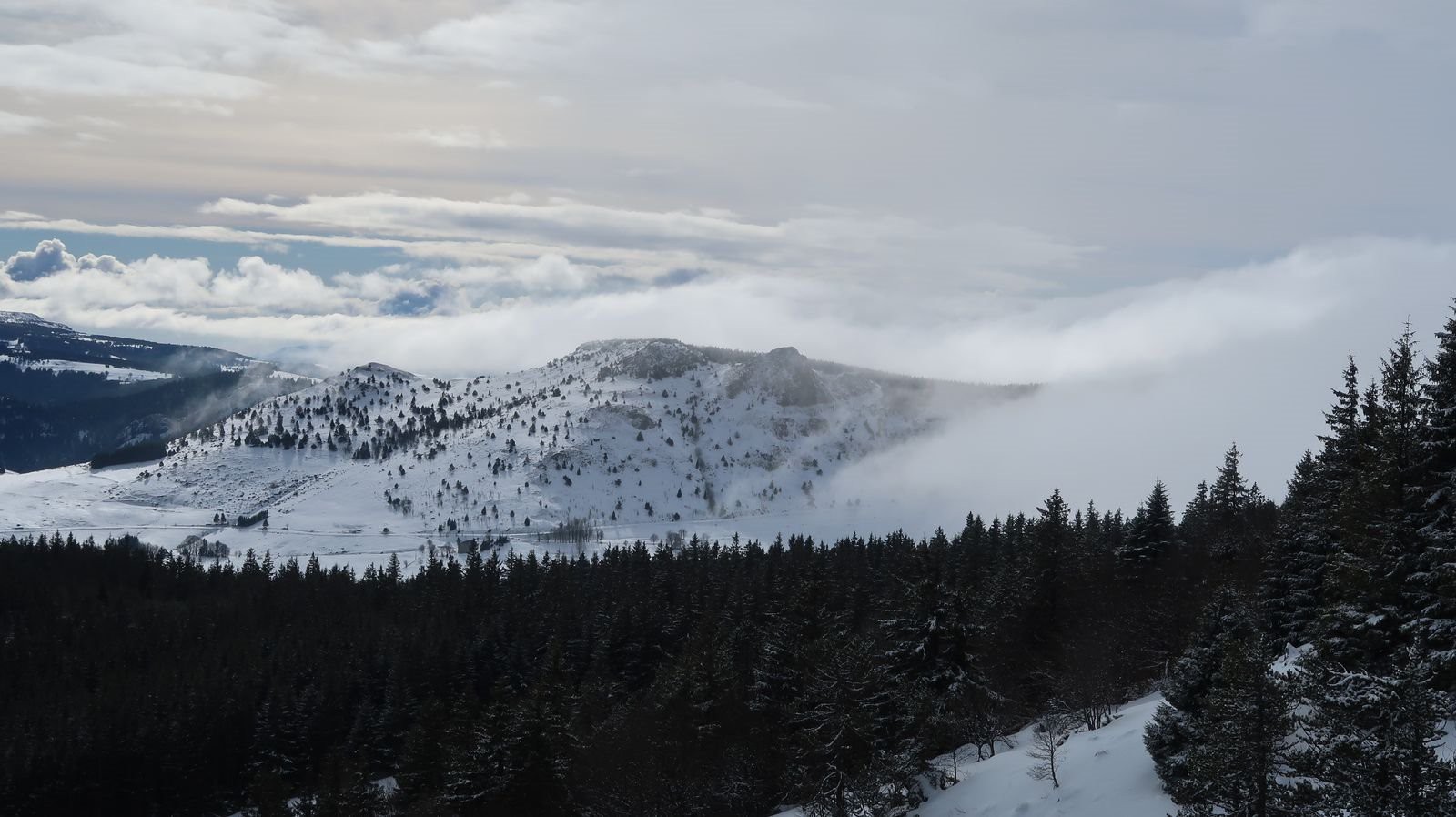 Le Cirque des Boutières drapé