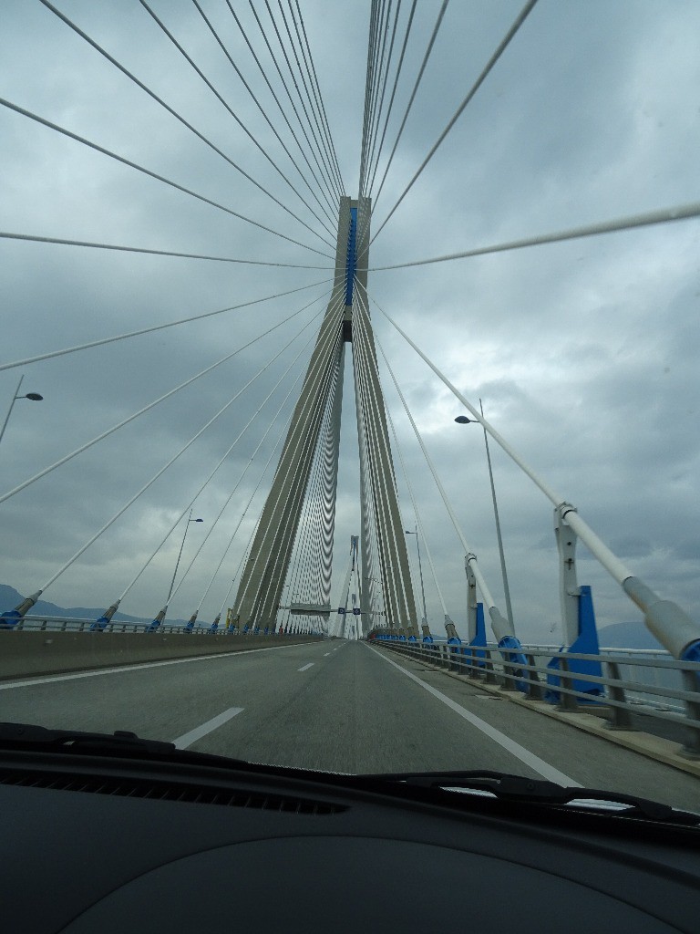 Le tout nouveau pont de Rio pour traverser le golfe de Corinthe