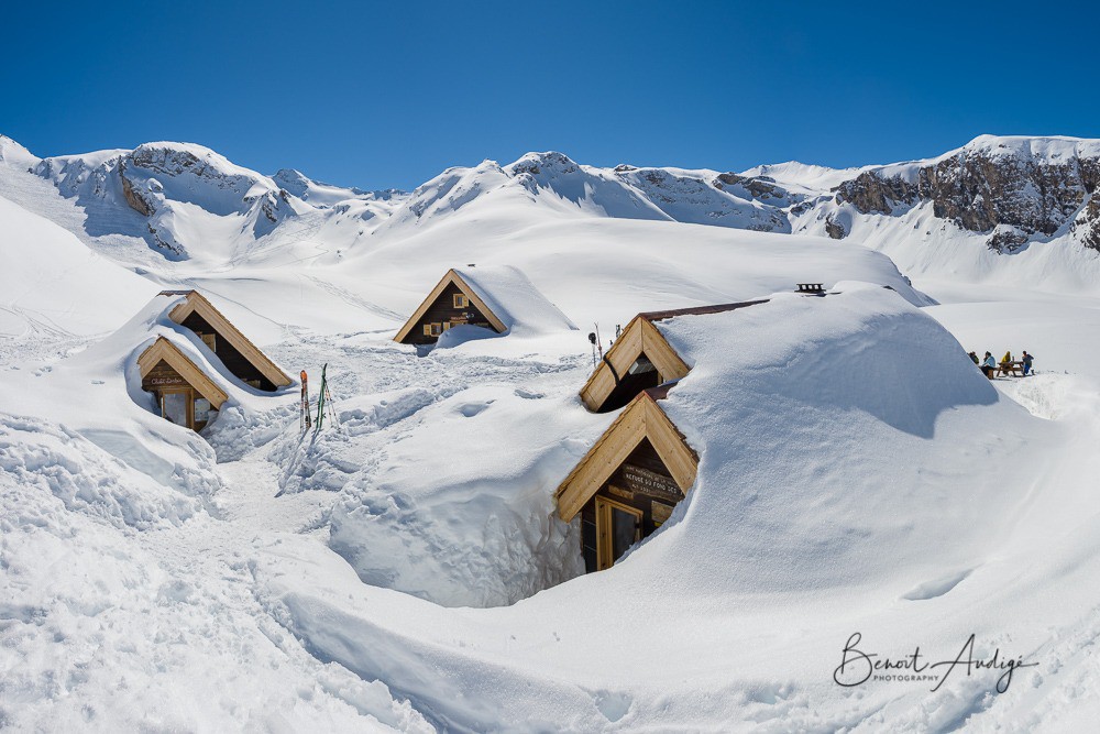 incroyable quantité de neige au refuge du fond des fours
