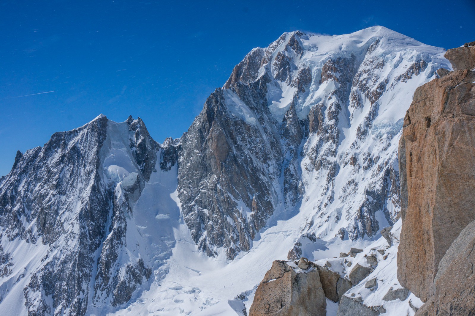 Le patron et ses adjoints : Mont Blanc, Grand Pilier d'Angle & Blanche de peuterey