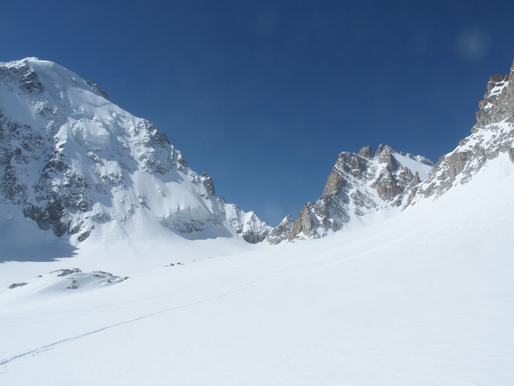 La face N impressionnante d'Argentière