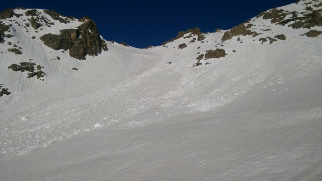 #10 Fin de la descente de la facette E; excellente moquette. Fin de la descente de la facette E; excellente moquette.
