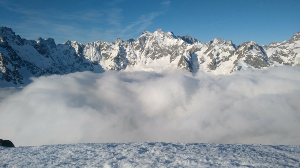 #7 Mer de nuages au-dessus du Col d Mer de nuages au-dessus du Col d'Arsine.